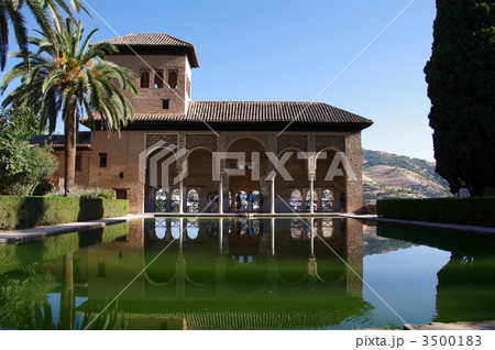 スペイン　世界遺産　アルハンブラ宮殿 3500183