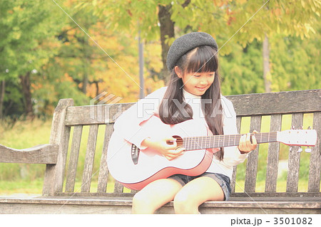 女の子 美少女 小学生の写真素材 [3501082] - PIXTA