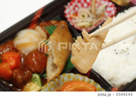 お弁当 3504243