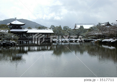 京都　平安神宮の冬 3517711