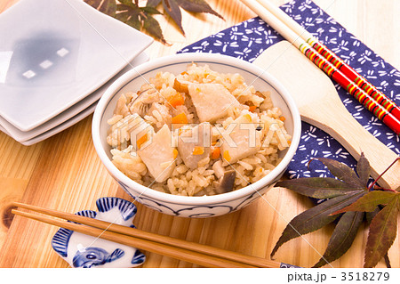 里芋の炊き込みご飯 里芋の炊き込みご飯 3518279