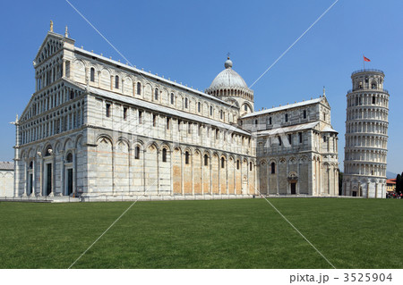 Church and Leaning Tower of Pisa 3525904
