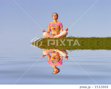 girl meditation blue sky 3532669