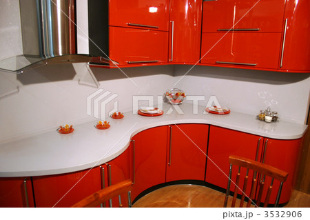 red kitchen 3532906