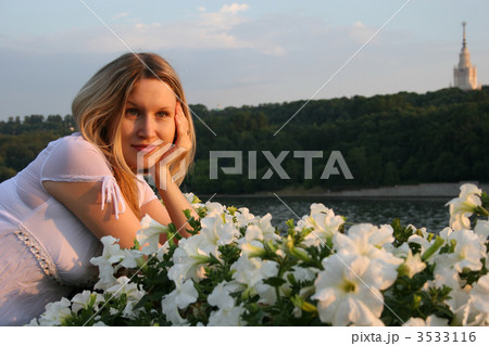 pregnant girl sunset 3533116