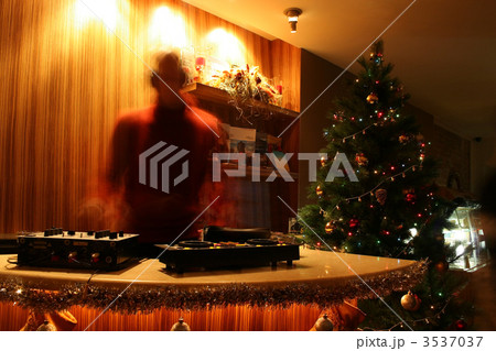 christmas dj 3537037