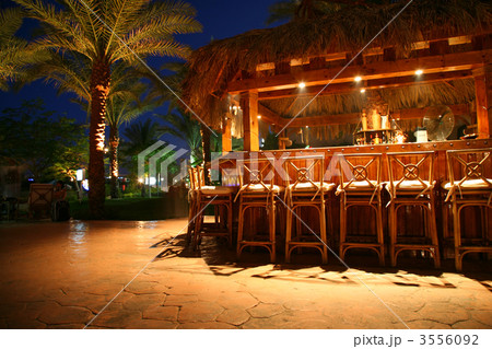 tropical bar 3556092