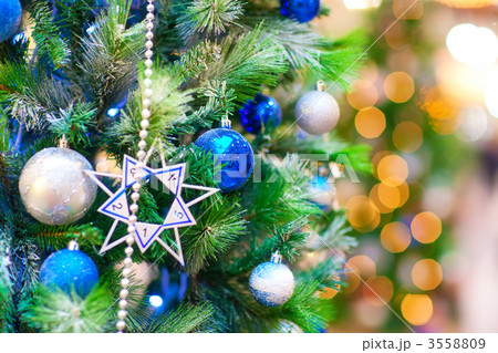Background with decorated new year tree 3558809