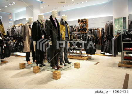 men mannequins  in shop 3569452