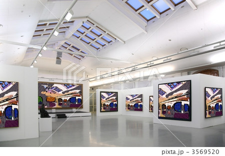 art gallery 2. all pictures just filtred whole photo 3569520