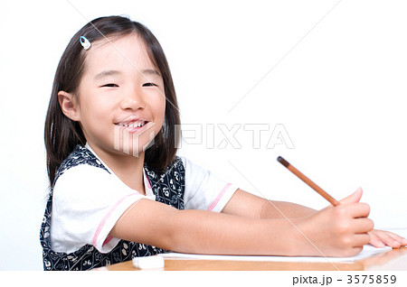 勉強する女の子 3575859