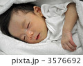 すやすや眠る赤ちゃん 3576692