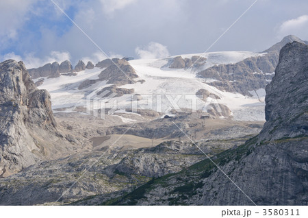 イタリア　ドロミティ　マルモラーダ山 3580311