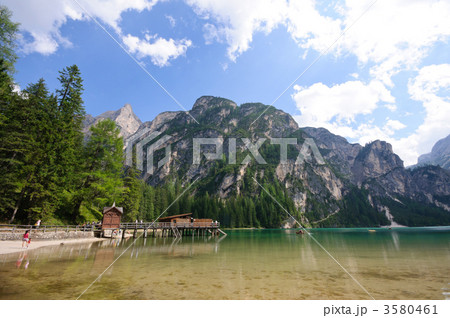 イタリア　ドロミティ　ブライエス湖 3580461