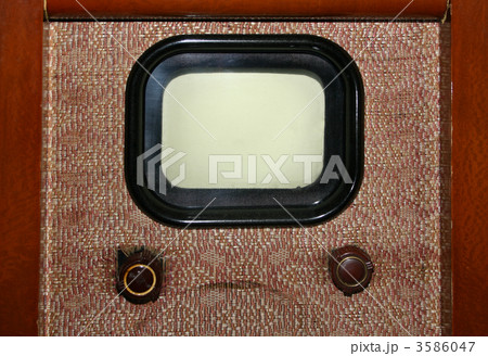 Old tv 3586047