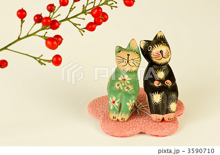 仲よし_猫と南天 仲よし_猫と南天 3590710