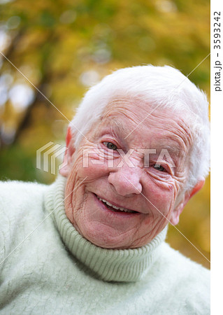 西洋人シニア (秋) 西洋人シニア (秋) 3593242