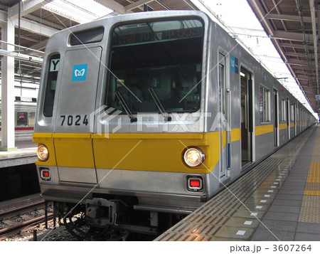 東京メトロ7000系 3607264