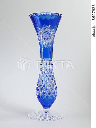 江戸切子の花瓶の写真素材
