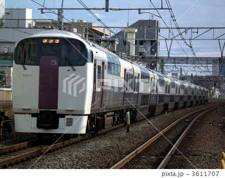 ホリデー快速ビューやまなし　215系　西荻窪駅 3611707