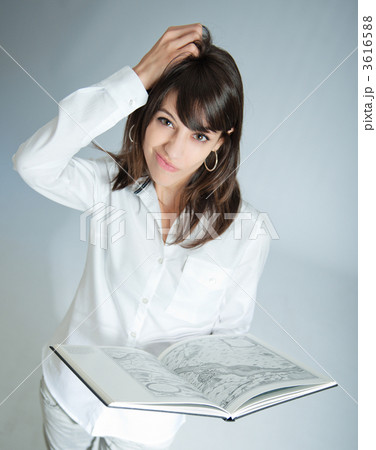 Book consultation 3616588