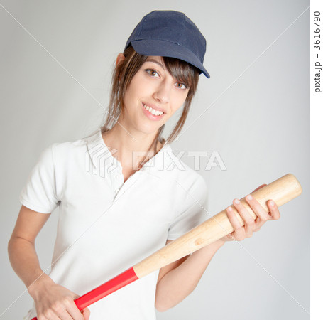 Girl with bat 3616790