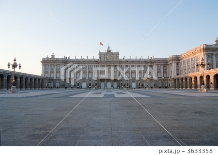Royal Palace in Madrid 3633358