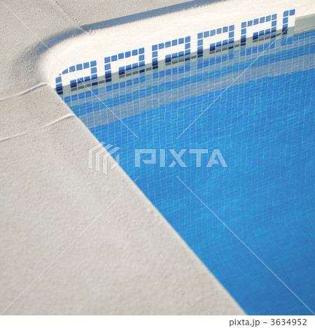 Swimming pool corner 3634952