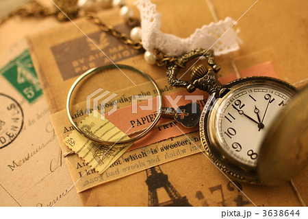 懐中時計 アンティーク 雑貨の写真素材
