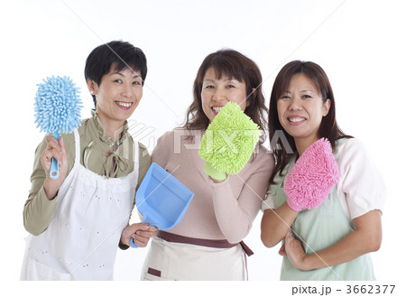 3人で大掃除 3人で大掃除 3662377