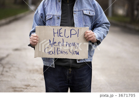 hobo with cardboard 3671705