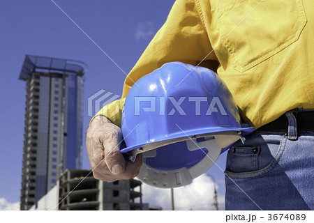 under construction 3674089