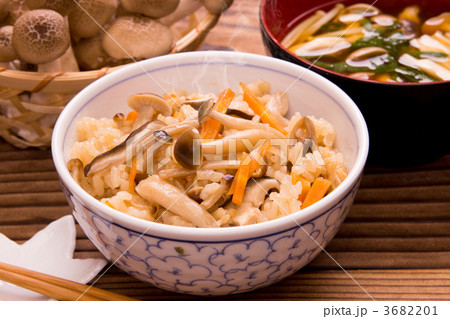 きのこの炊き込みご飯 3682201