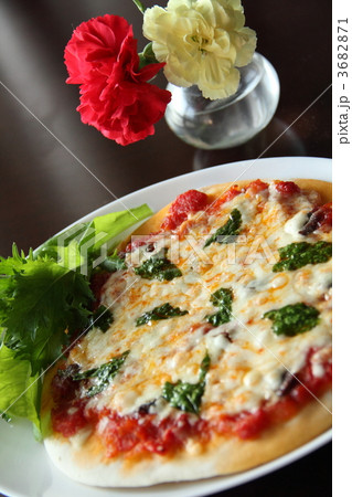ピザ 3682871