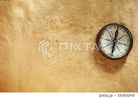 paper with compass 3690049
