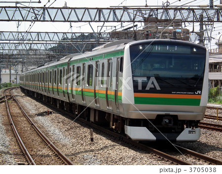 東海道線　E233系　大船駅 3705038