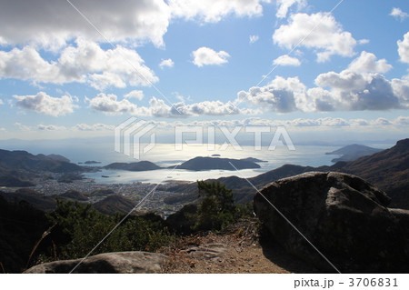 寒霞渓より瀬戸内海をのぞむ 寒霞渓より瀬戸内海をのぞむ 3706831