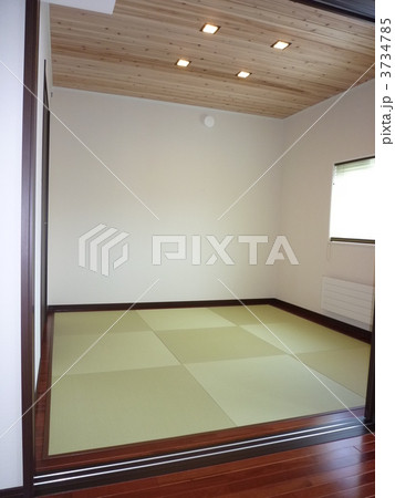 琉球畳の和室インテリアの写真素材