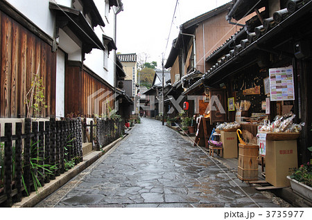 鞆の浦の町並み 3735977