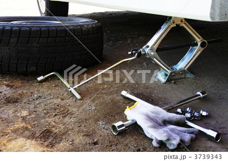 タイヤ交換 3739343