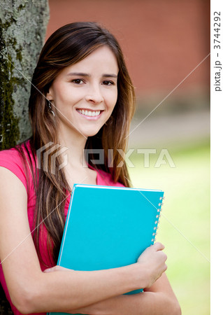Female student smiling 3744292