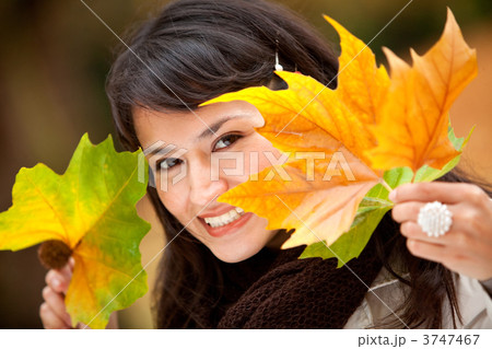 Autumn woman Autumn woman 3747467