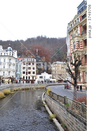 カルロヴィ・ヴァリ　温泉リゾート 3749706