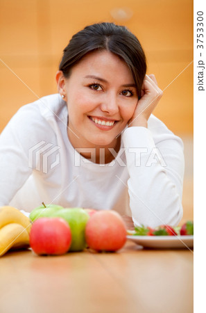 Healthy eating woman 3753300