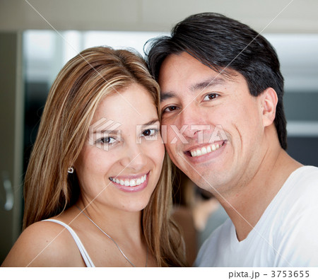 Man with a woman 3753655