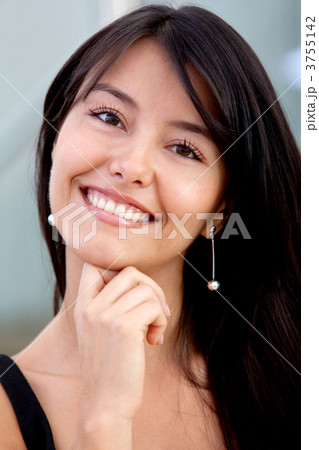friendly business woman portrait 3755142