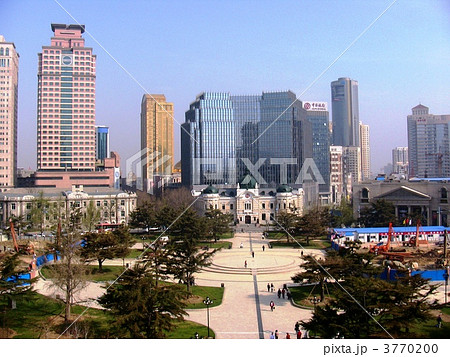 中国 大連 中山広場 日本統治時代の建造物の写真素材 [3770200] - PIXTA