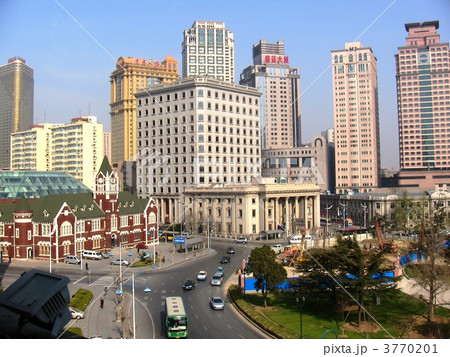 中国　大連　中山広場　日本統治時代の建造物 3770201