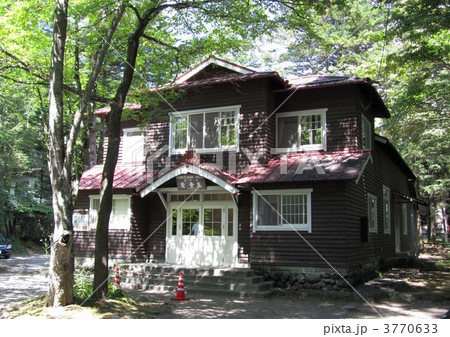 軽井沢の光景　ヴォーリズ建築　軽井沢集会堂 3770633