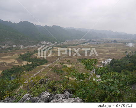 貴州省 万峰林 貴州省 万峰林 3770712